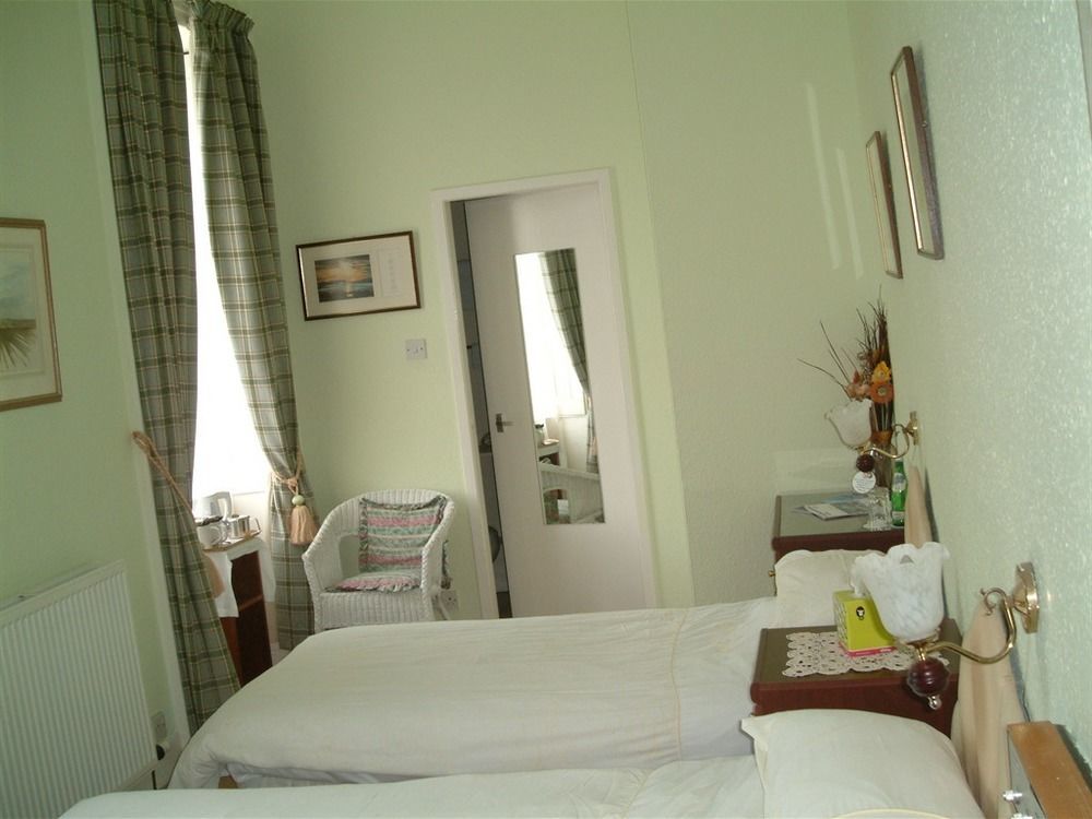 The County Hotel Банф Екстериор снимка
